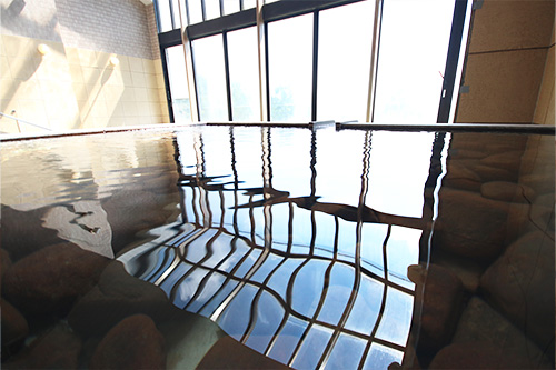 天然温泉で癒される時間